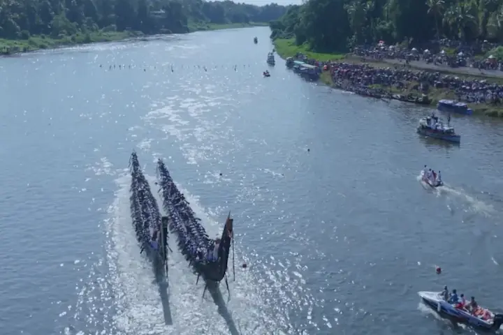 kerala cultural heritage experiences showcasing traditional snake boat races and timeless river traditions