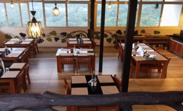Kerala 6 days tour package Munnar Wayanad stay at Misty Dale Resort Munnar with scenic misty hills and comfortable rooms